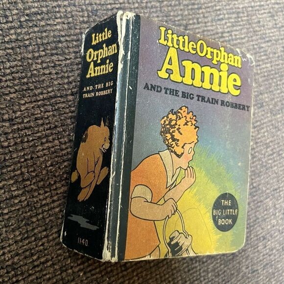 Vintage 1934 Little Orphan Annie + Big Train Robbery Whitman Big Little Book - Picture 2 of 11